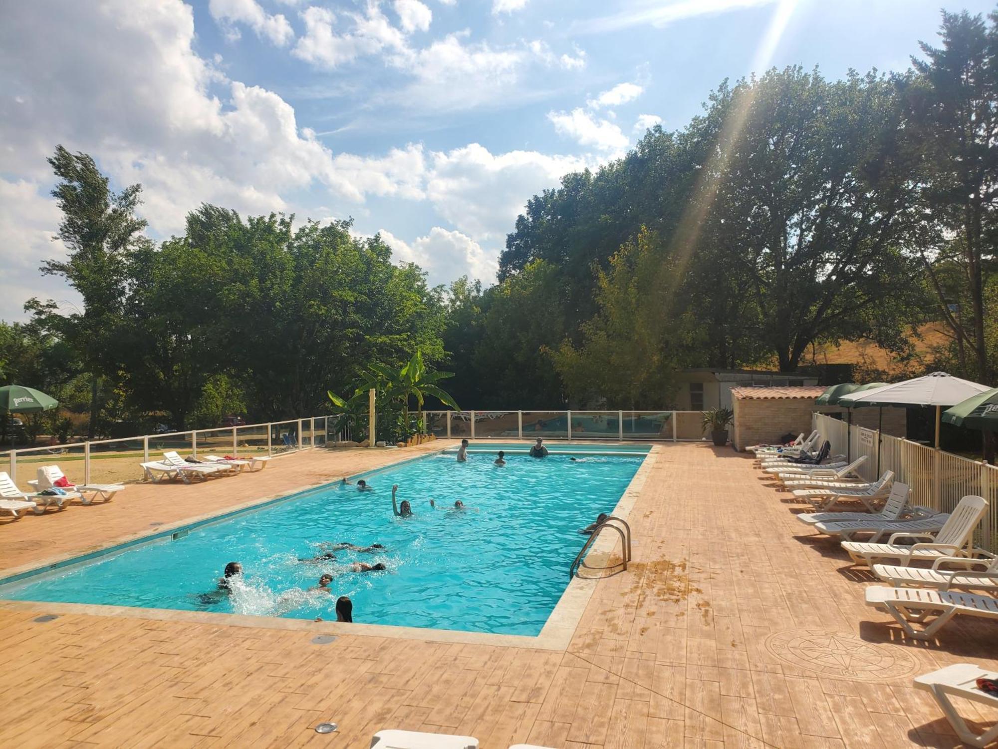 Soturac Camping Nature Le Valenty Mobil-Home-Dordogne Panoramique Clim Piscine מראה חיצוני תמונה